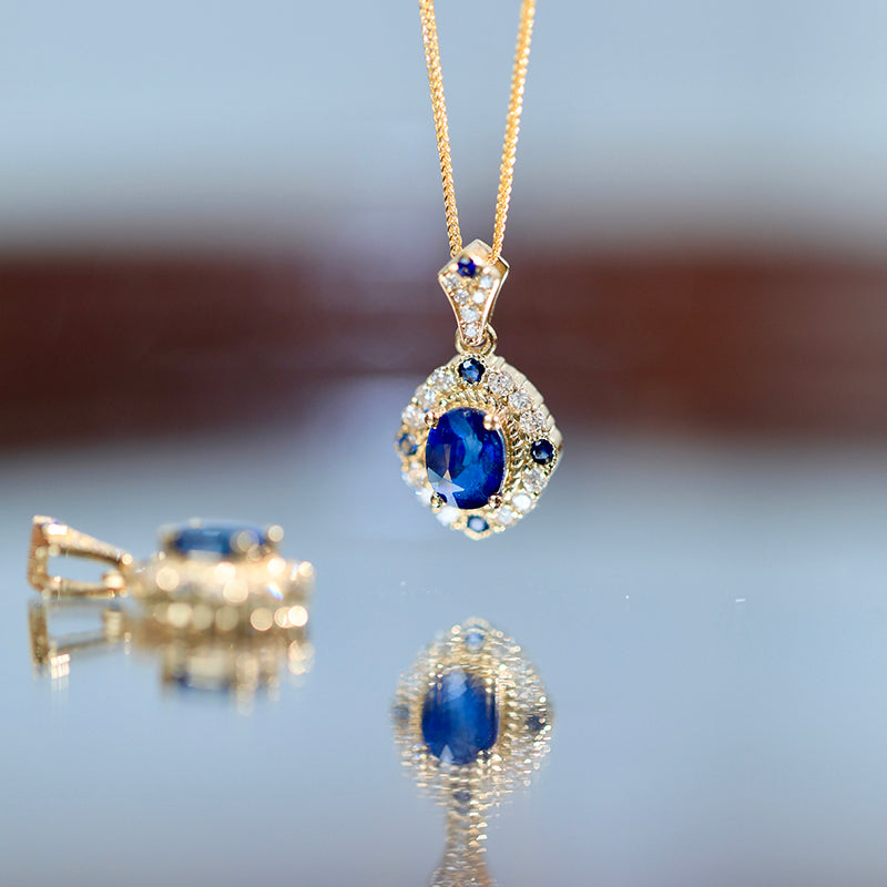 18K Gold Natural Sapphire Diamond Pendant Necklace