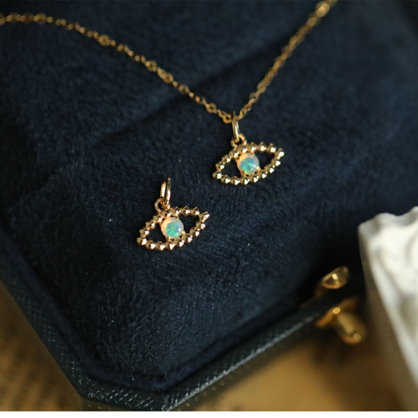 HAUTESS 18K Gold Australia Opal Evil Eyes Desgin Pendant Necklace