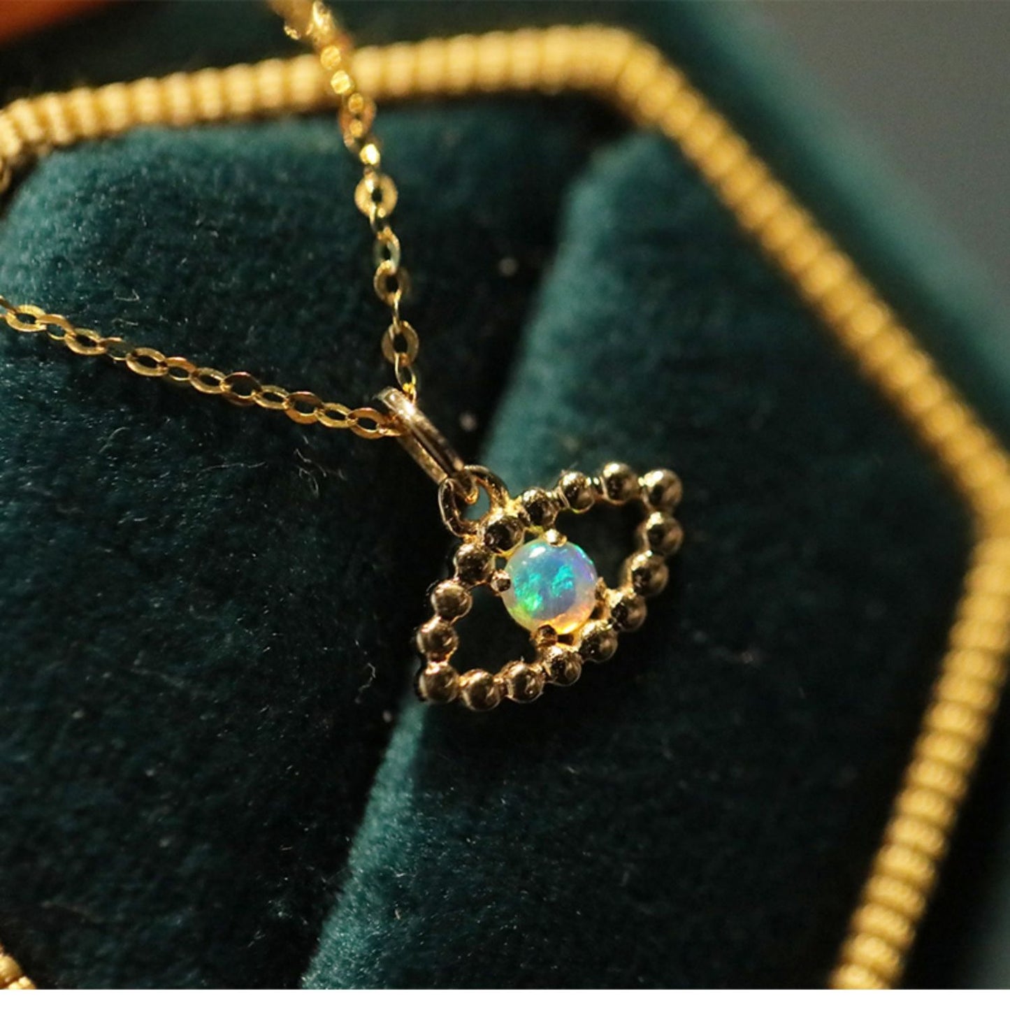 HAUTESS 18K Gold Australia Opal Evil Eyes Desgin Pendant Necklace