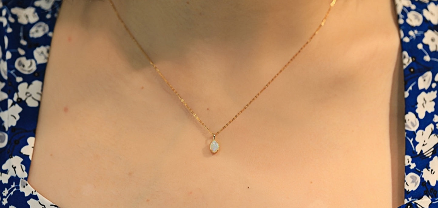 HAUTESS 18K gold Natural Opal Pendant Agete Necklace Clavicle Chain
