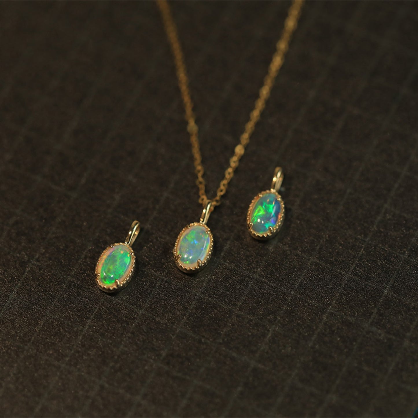 HAUTESS 18K gold Natural Opal Pendant Agete Necklace Clavicle Chain