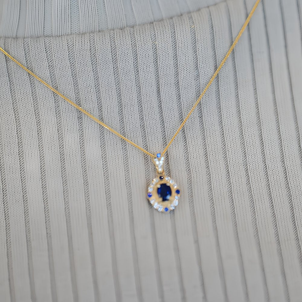 18K Gold Natural Sapphire Diamond Pendant Necklace